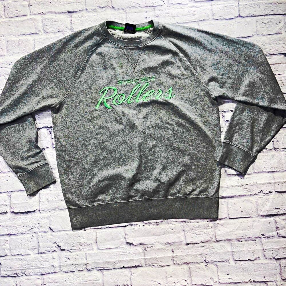The Smoker’s Club World Wide Rollers Blunt Embroidered Crewneck L